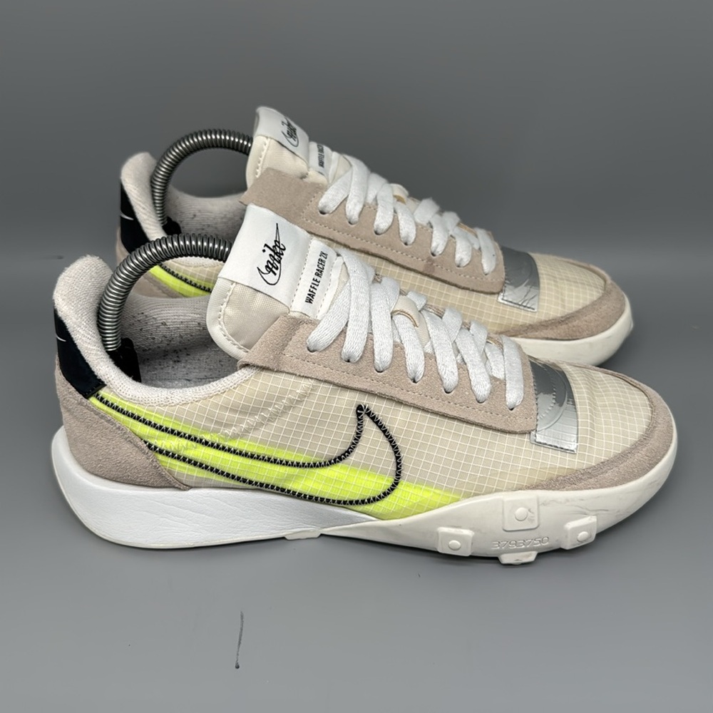 Nike Waffle Racer 2X Running Shoes‎ DC4467-100 Women’s Sz 9